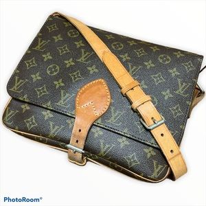 Louis Vuitton Cartouchiere GM monogram